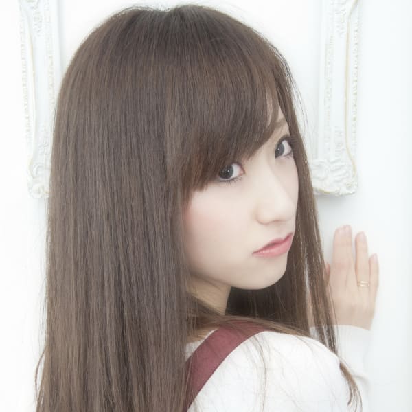 髪質改善ウォーターカラーで潤いのあるツヤ髪に。パーソナルカラーで色判断しながらお似合いの色にします。|Keep hair design 自由が丘