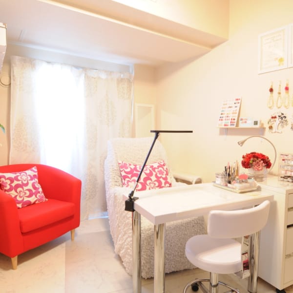 【ソフトジェル￥5,500】カラー200色以上から選択♪三ノ宮の隠れ家贅沢空間★プライベートサロン☆|fleur nail