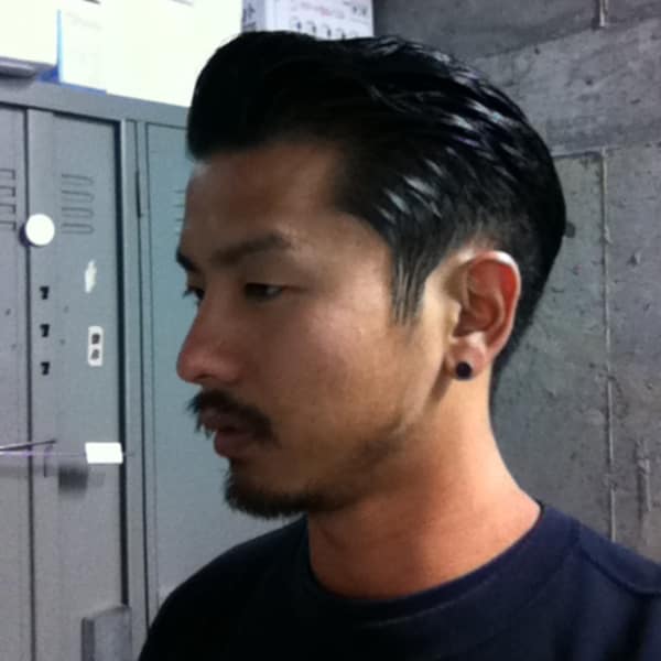 どこから見てもかっこいい。清潔感あるフォルムで身だしなみを完璧に。駐車場無料でOK|メンズサロン 伊達