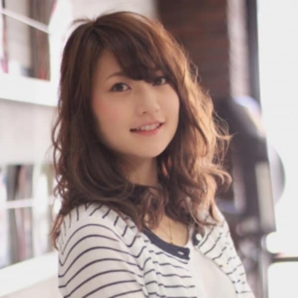 【茅ヶ崎】髪質と髪の状態に合わせた艶めくスタイル☆ カット＋オイルin縮毛矯正 ￥8,800|attrait 茅ヶ崎店