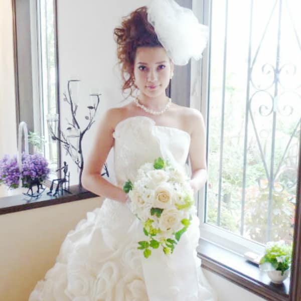 確かな似合わせ提案で、理想の『可愛い＆キレイ』を叶えてくれる♪出張ブライダルも承ります★|MELLOW HAIR EST2006