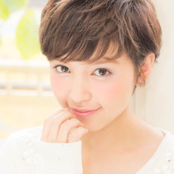 1ミリまでこだわる 【カット】¥5940 プチトリ-トメント付き♪朝の時間も楽々♪|broto