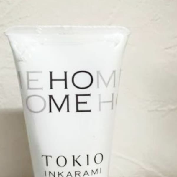 トリートメントでツヤツヤに！|Hair Salon Supreme