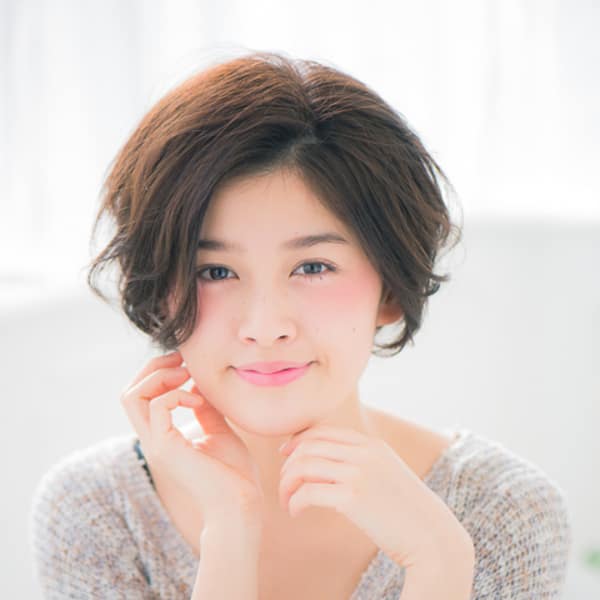 うるツヤになれる厳選トリートメントが自慢のサロン ♪最新ナノスチームで髪の内部まで浸透して集中補修。|Lucet