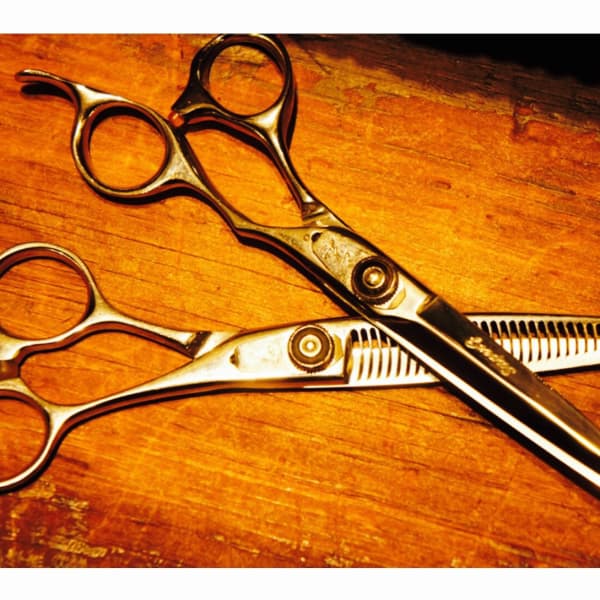Paco似合わせカット初回クーポン|Hair's factory Paco