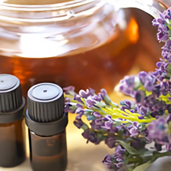 【アロマorリンパコース+リフレクソロジー90分¥9000】豊富なアロマオイルを組み合わせ★|La beaute