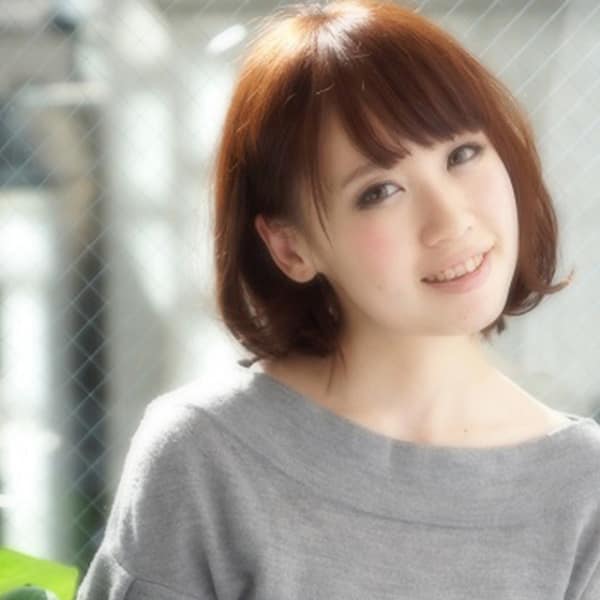 うるツヤになれる厳選トリートメントが自慢のサロン|es 西梅田