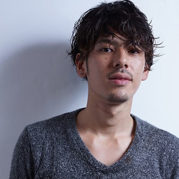 メンズカジュアルが得意なサロン|es 西梅田