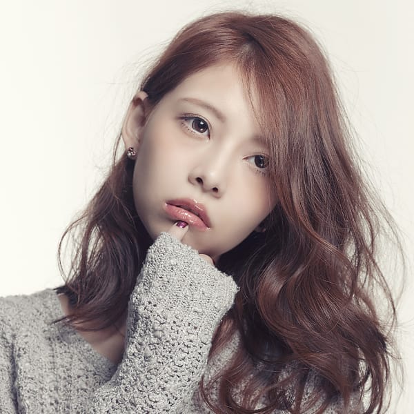 オリジナルの色合いと髪への優しさには定評あり！極上トリートメント付きカラーコース|NUDE COLOR