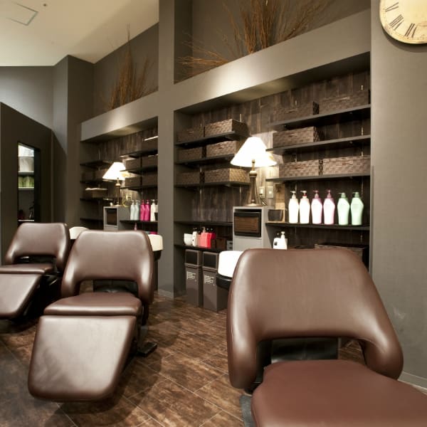 【年中無休】髪の奥深くまで栄養成分が浸透。なめらかでサラサラの美しく健やかな髪へ―…♪|SHOOP anyu