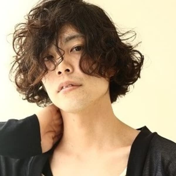 メンズパーマ大人気！！|HIKARIS 相川