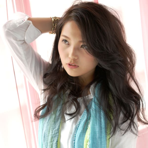 小顔カット+潤いパーマ¥12420|HeadRoom Destination