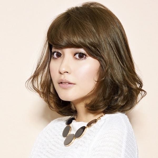 【大人女性から人気上昇中です☆】サラサラ質感ストレート♪縮毛矯正+カット￥9900|マ シェリー シュ・シュ