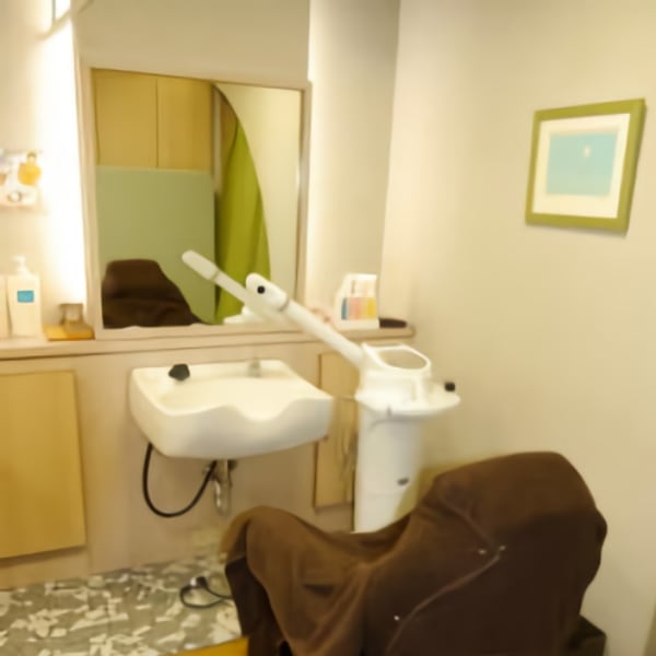 お肌の状態を考え、F22化粧品シリーズを使用★お顔剃りの効果★|cut space MEW by BIKO