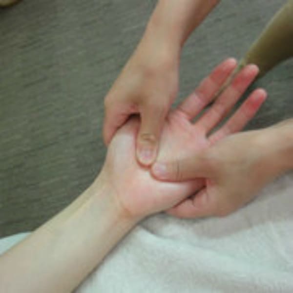 ハンドリフレ☆ちょうどいい力加減がとっても気持ちいい！！|ハッピーハンド