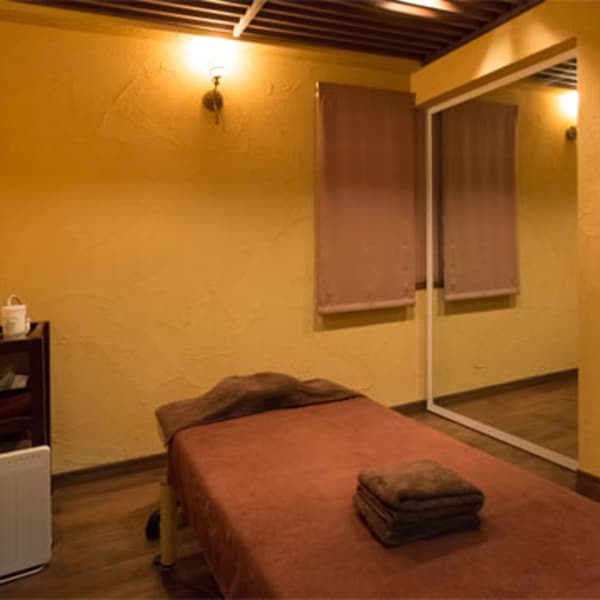 【ご新規様☆特別価格】背中のコリ撃退、天使の羽、背中スッキリコース通常￥15,320⇒￥7,900|toyonaka ai +plus