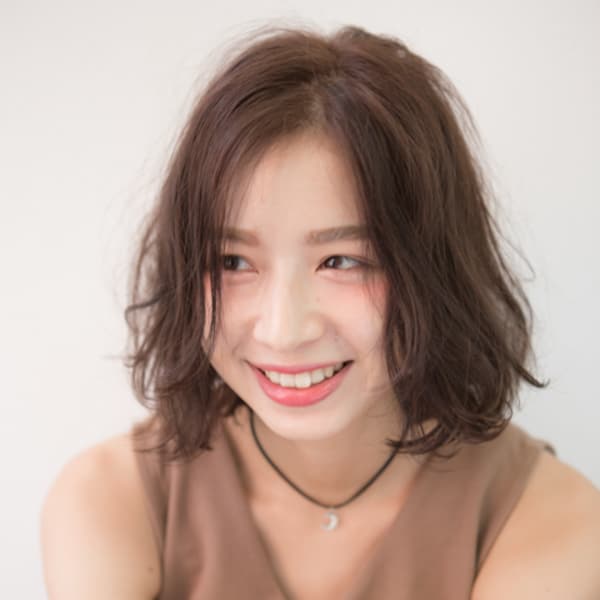 ショートヘアのカットが得意なサロン|Lilly hair design