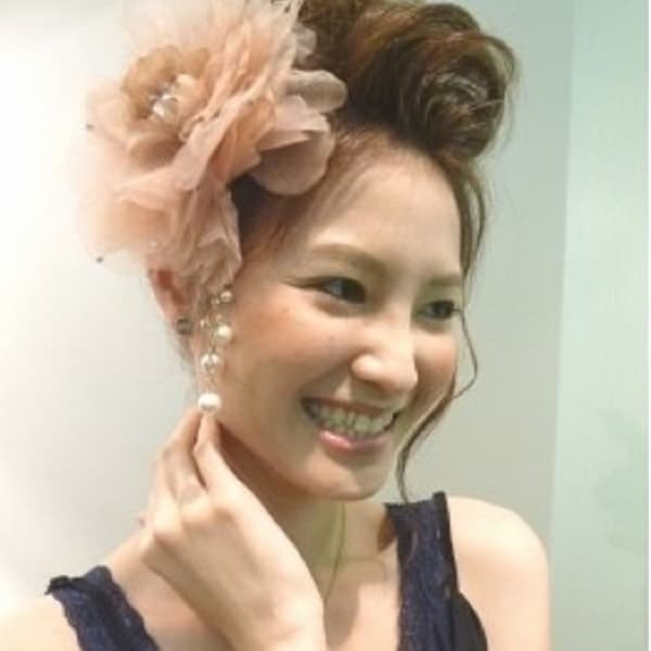 【結婚式やイベント前に♪】ヘアセット　3,888円 ブライダル業界で活躍するStylistがご提案。|マリエプラス 金山店