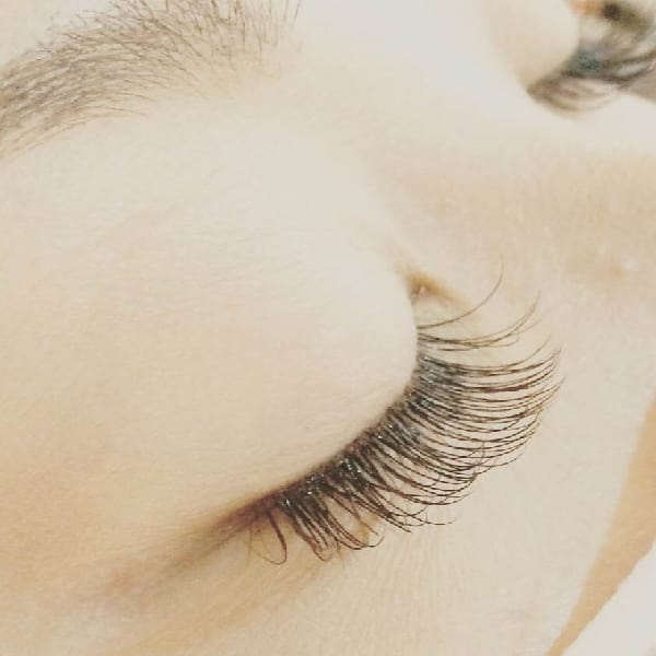 まつ毛の栄養補給に♪|aggraziata sosta ソスタ