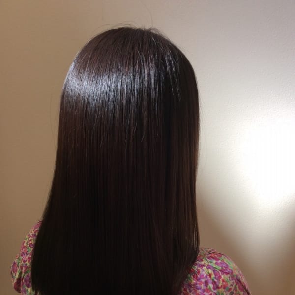 【ご新規様限定クーポン】 ツヤと手触りにこだわったオイル縮毛矯正|Verve hair&relax ヴァーヴ 寒河江美容室