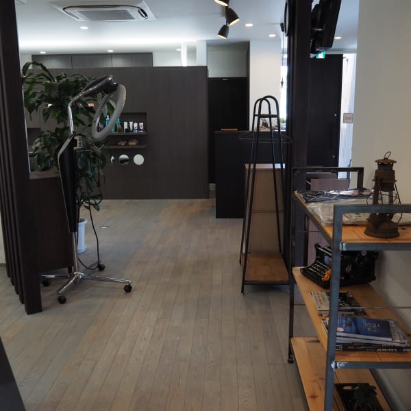 オシャレを目指すかっこいい男性を応援するオシャレ床屋【リヴヘアワークス】|リヴヘアワークス