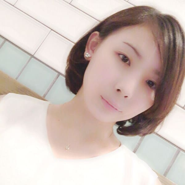 【潤い縮毛矯正♪】縮毛矯正+モイストトリートメント+カット ¥20,000|semantics