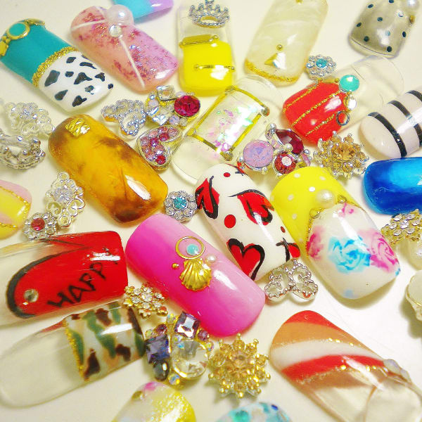 爪の健康を考えたダメージレスケア付定額artコース☆|ALPHA NAILS