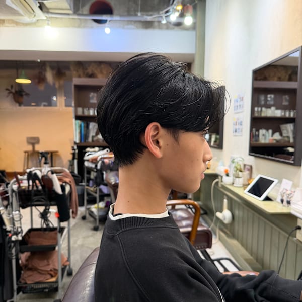 22時まで受付ＯＫだから、忙しいおしゃれなメンズに大人気★再現性にこだわったスタイルが人気|JILL Hair Design NAMBA