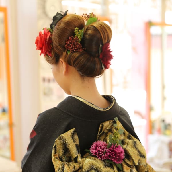 成人式、卒業式、七五三など各種記念日の着付け、セットはお任せ下さい！ 花魁（おいらん）着付出来ます。|GrowthMami True店