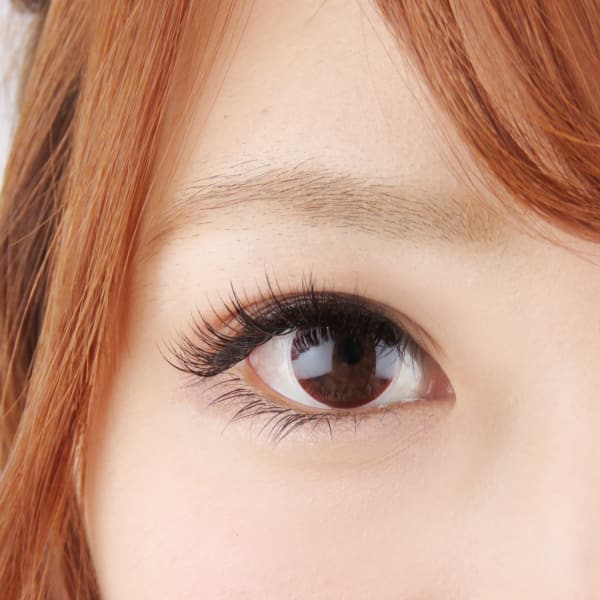 初めてでも大丈夫！スタッフの方と相談して自分に合ったエクステを選んでね♪|LiNA ～Beauty Garden～