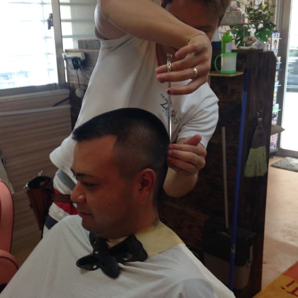 確かな 技術で貴方の要望に合うヘアースタイルを一緒に作らせて下さい。|理容室半個室２席完備ヘアーステーション Le・shoji