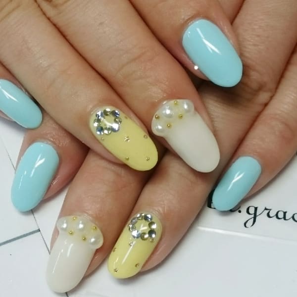 南船場のオフィスビルのワンフロアにある隠れ家サロン☆|bi.grace nail