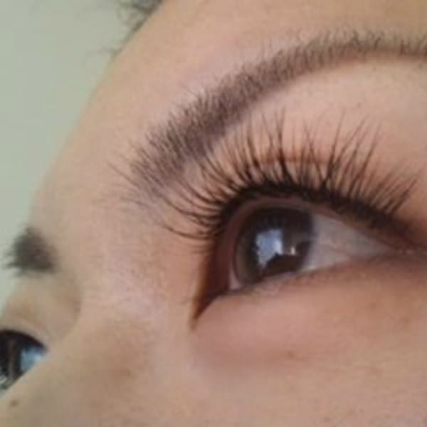 話題の『3Dラッシュ』有り☆頑張りすぎないキレイな目元に♪|メイクアップ siesta