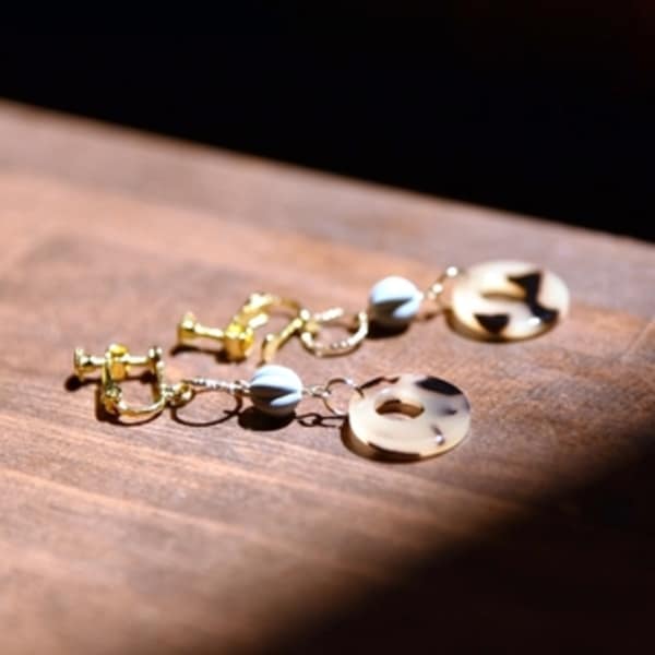 ハンドメイドピアス|Reposer