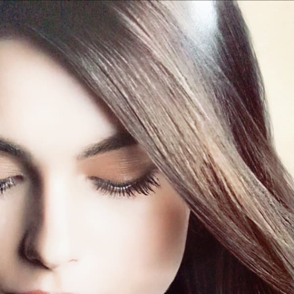 イルミナカラーに続くピクサムカラ−(高明度カラ−、外国人風カラ−、)カットカラー11000円|Liberty・hair