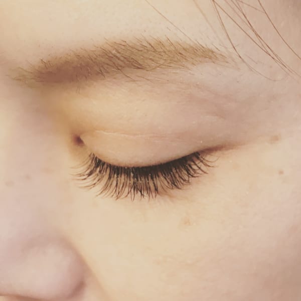 まつげエクステの中でも、自然のまつげに近い高品質な『セーブルエクステ』がオススメ！|Lilou