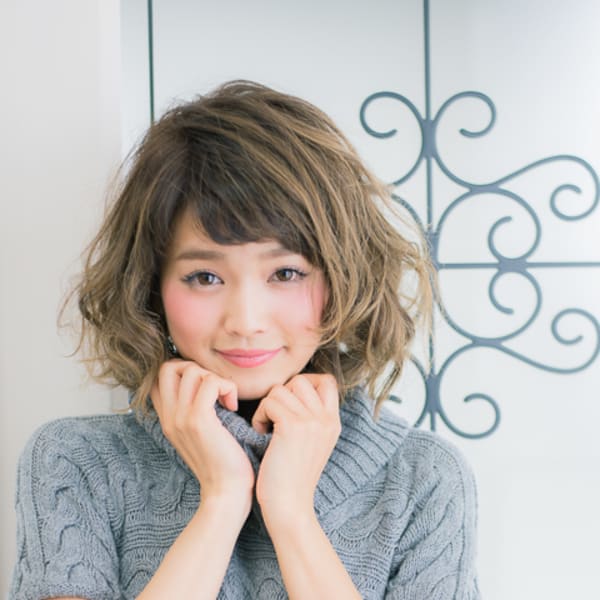デザインカラーが得意なサロン|Allee