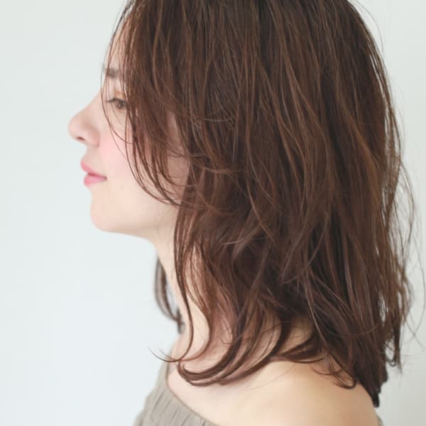 パーマでデザインの幅が抜群に広がります★初めてのパーマは優しい薬剤で★|PARADISO