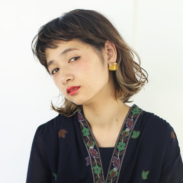 デザインカラーが得意なサロン |Reginavita 栄店