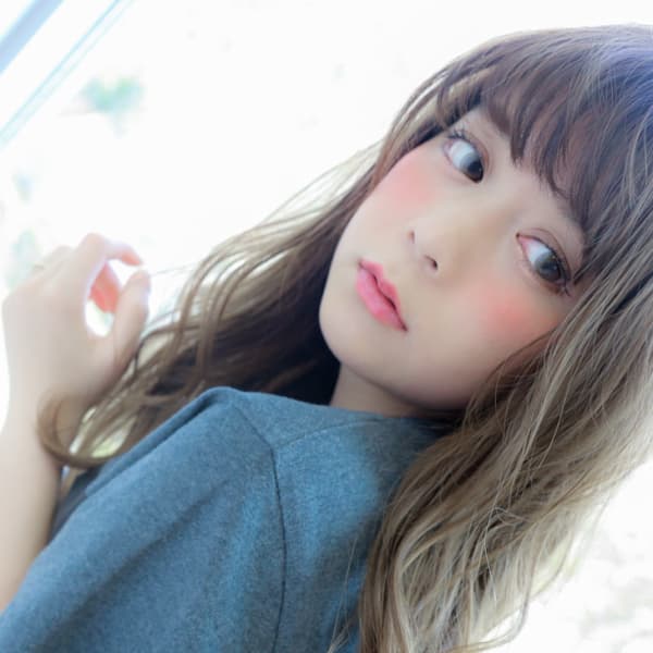 オーガニックカラー・ヘナが得意なサロン |Reginavita 栄店