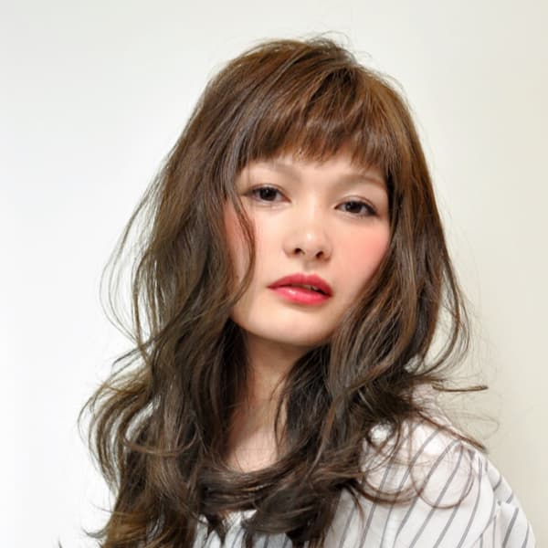 ツヤ×高発色「アドミオカラー」！パーソナルカラーであなたに合わせたカラーご提案します♪|SUPER CUT 鳥居前店