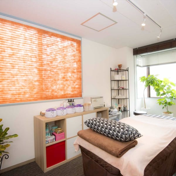 ≪駅チカ≫フットネイルでオシャレに♪プチプラ＆持ちの良さ◎|Mstyle