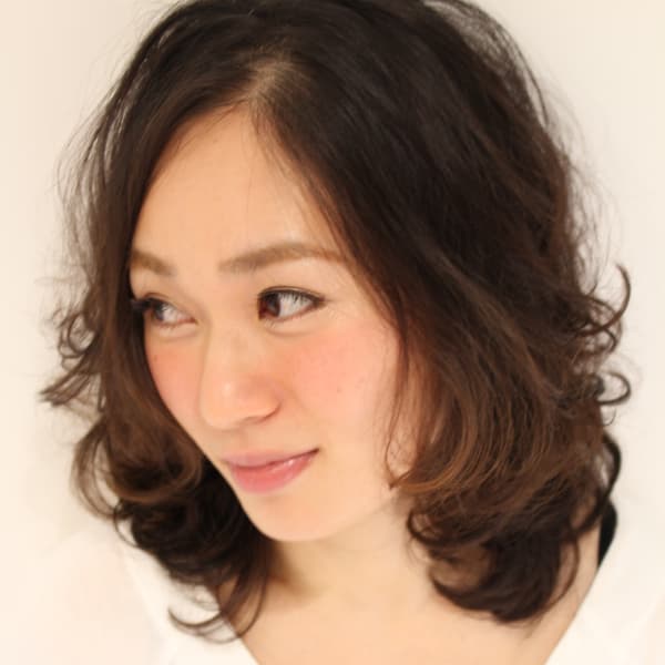 パーマをかける人もカットを行う人も満足の行く技術を保持、ストレートパーマも可能です|Dh-HAL Ve'nus 金沢文庫店