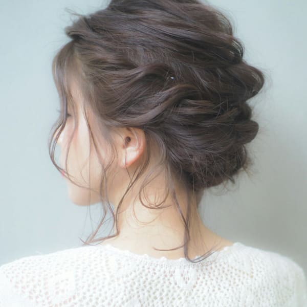 【結婚式やパーティなどの特別なお出かけに♪】ゆるふわナチュラルヘアアレンジ☆￥4000|Hair ruup Sela design works