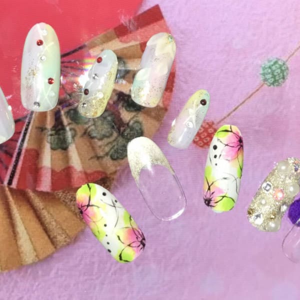 大満足の仕上がりに◎見とれちゃうほどのキレイな指先へ・・・！|Hills nail