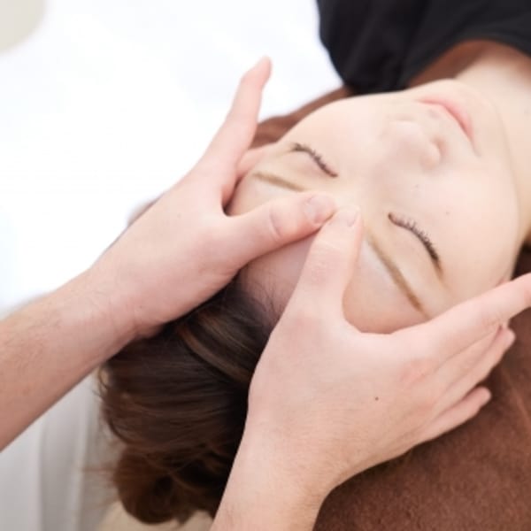 フェイシャルエステも男女に人気急上昇中♪|絹cut