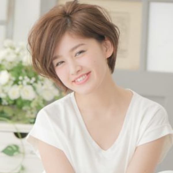 肌色に合わせて"ベストなスタイル"をご提案！トレンドを取り入れたスタイルもご案内致します♪|BAGUS