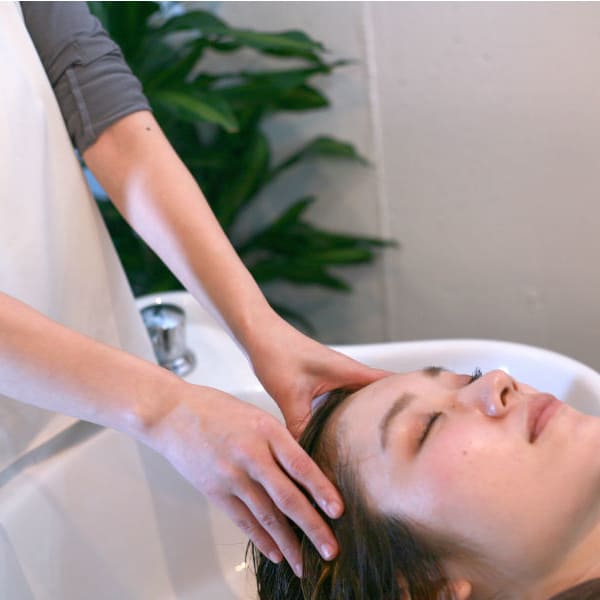 心地よい眠りへと導くヘアケアにこだわったヘッドスパが◎|Tree.