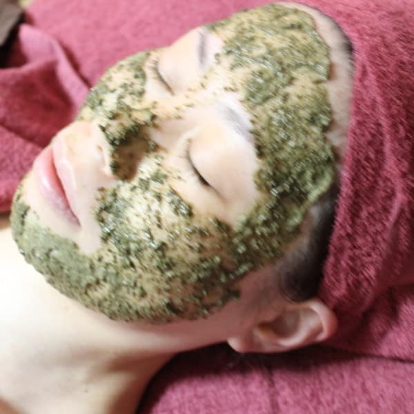 肌の真皮層から変えるグリーンピールケア|salon One Heart Kazuko