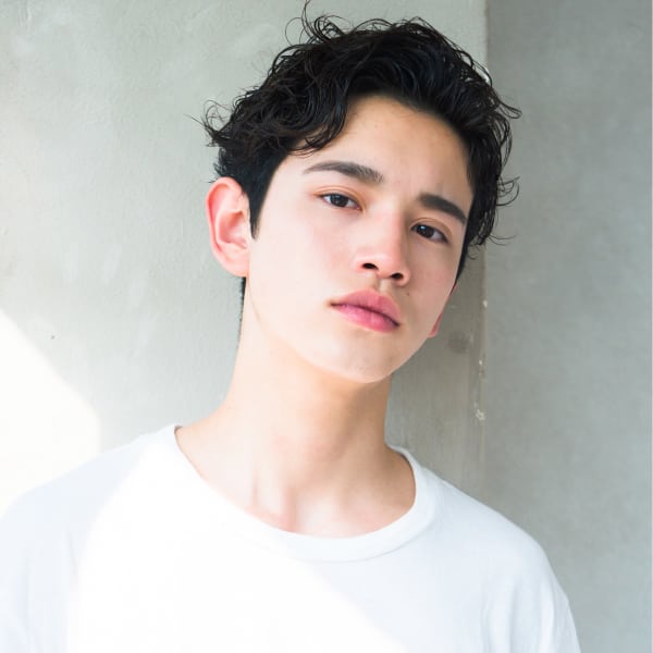 メンズカット得意なスタッフ在籍！　カット+眉毛カット ¥4,400-|Inity